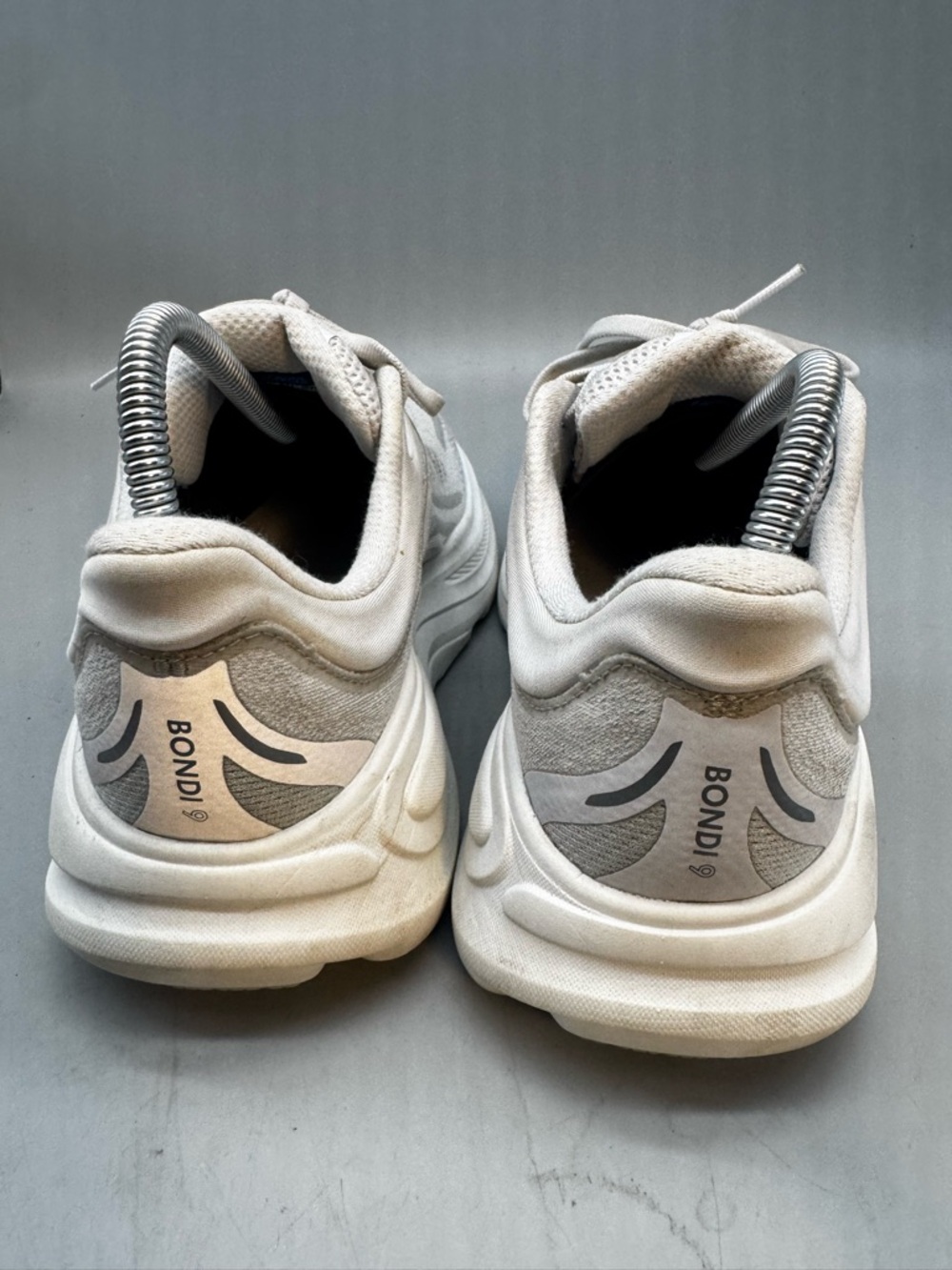 Size 8.5 - Hoka One One Bondi 6 Wide D Gray Women Low Top Running Walking Shoes - Picture 3 of 8